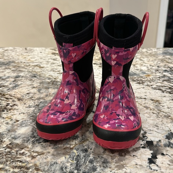 Waterproof boots , -20F. Size 9/10, worn only 2 times outdoors. - Picture 2 of 5
